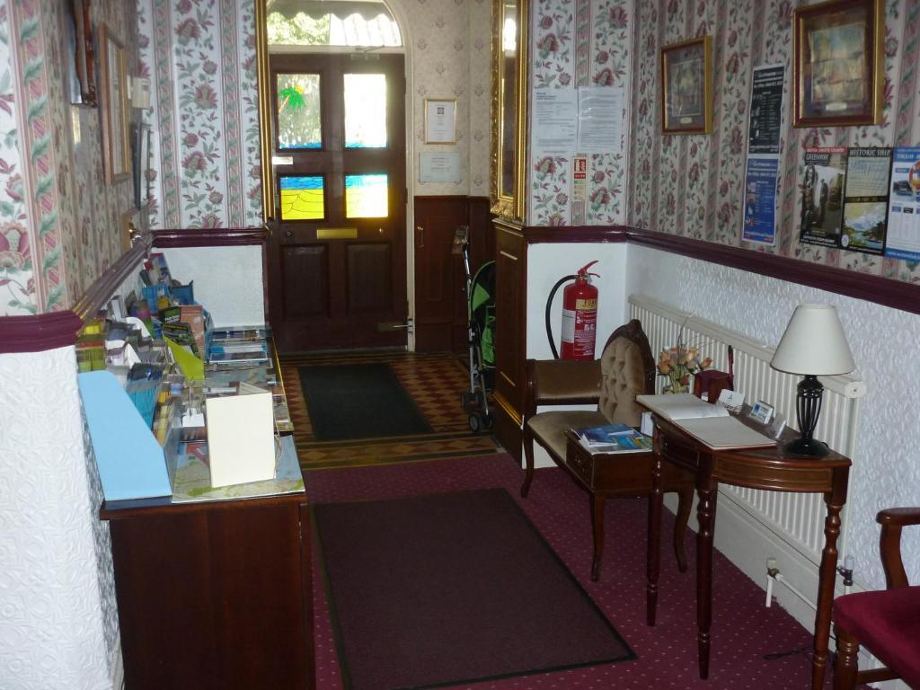 Ashwood Grange Bed and Breakfast Torquay Εξωτερικό φωτογραφία
