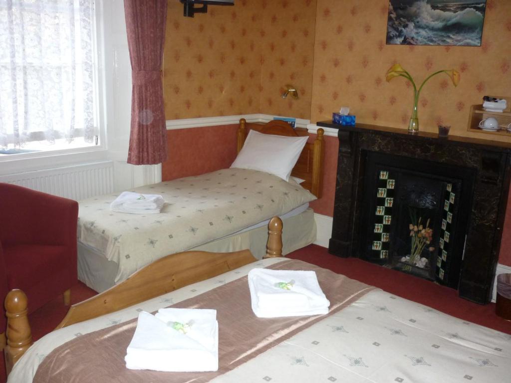 Ashwood Grange Bed and Breakfast Torquay Δωμάτιο φωτογραφία