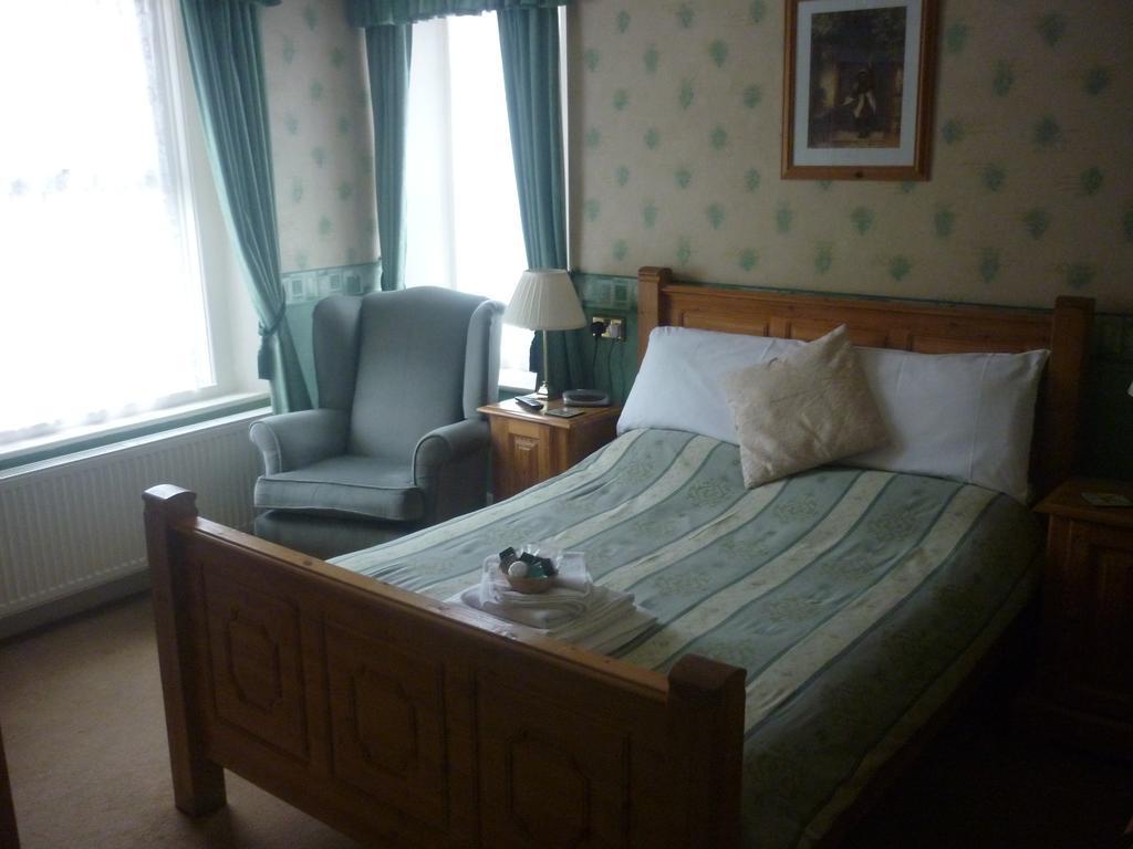 Ashwood Grange Bed and Breakfast Torquay Εξωτερικό φωτογραφία