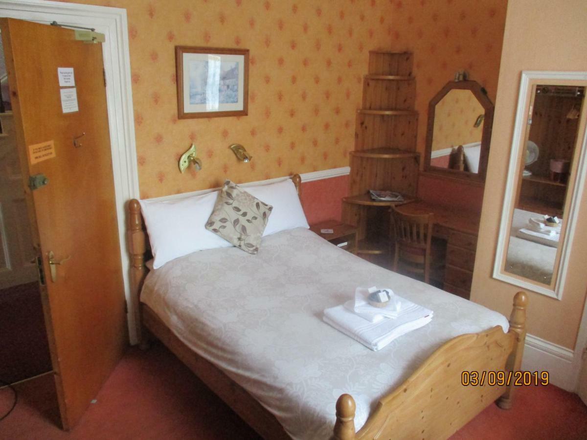 Ashwood Grange Bed and Breakfast Torquay Εξωτερικό φωτογραφία
